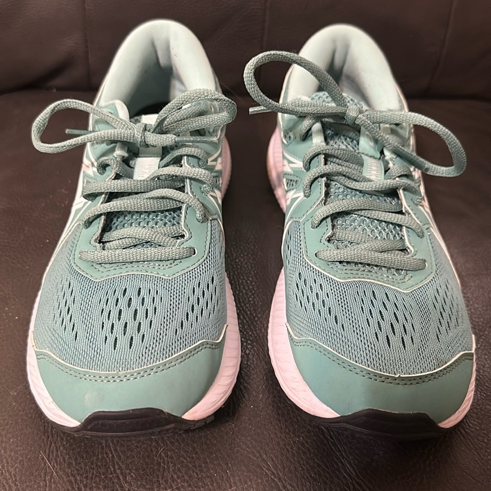 ASICS Gel Contend 7 Size 9